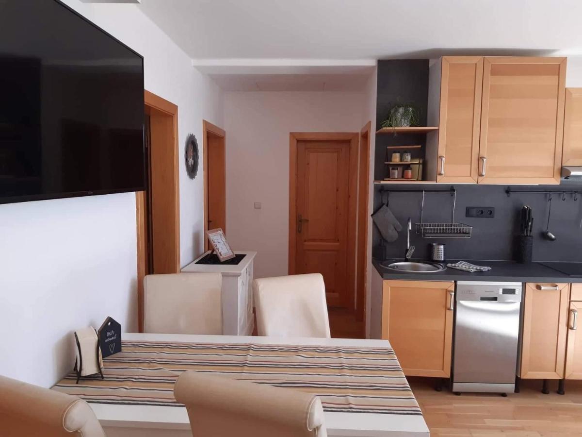 Apartman Happy Stara Lesna Exterior foto